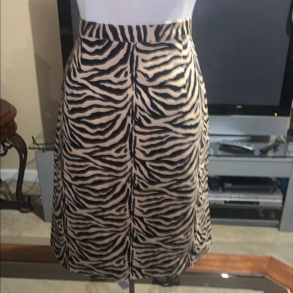 New York & Company Black and Cream Zebra-Print A-Line Skirt